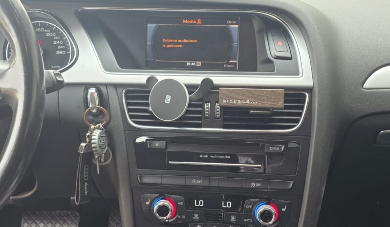 
								AUDI A4 LIMOUSINE full									