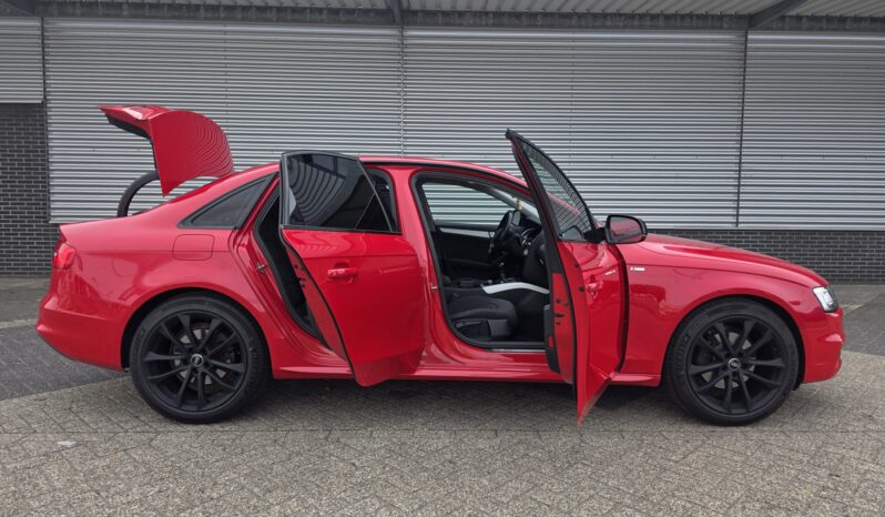 
								AUDI A4 LIMOUSINE full									