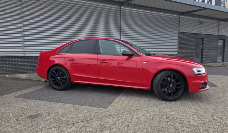 
								AUDI A4 LIMOUSINE full									