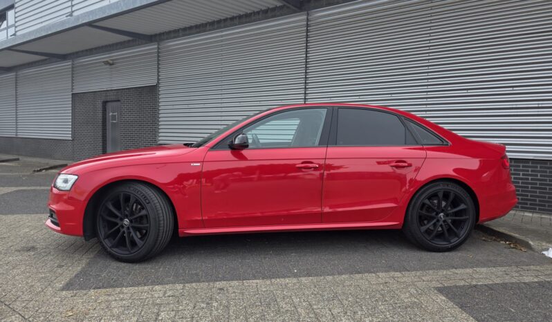 
								AUDI A4 LIMOUSINE full									