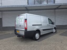 
										Toyota Proace 2.0 D-4D full									