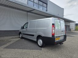 
										Toyota Proace 2.0 D-4D full									