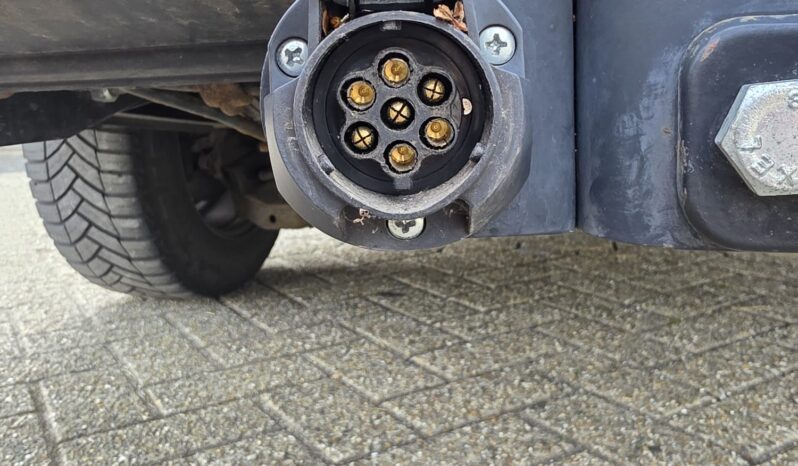 
								Toyota Proace 2.0 D-4D full									